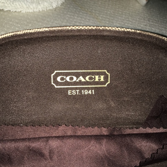Coach glasses case - Picture 2 of 3